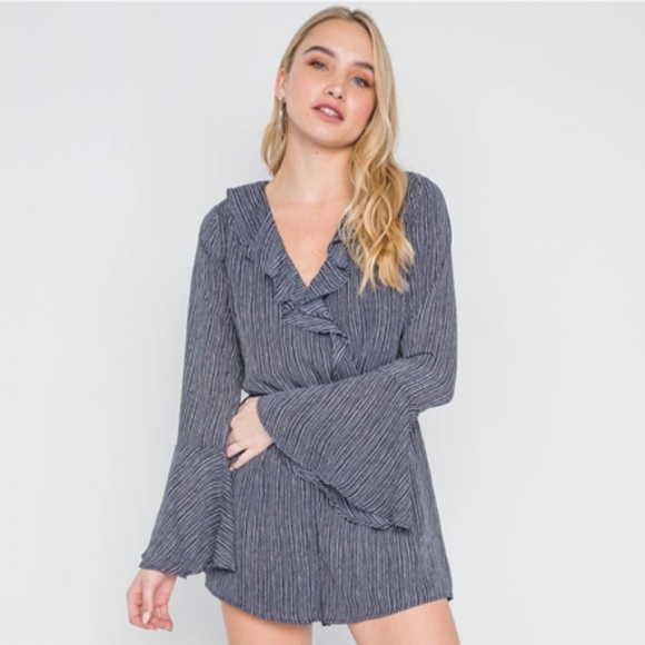 ♥️ Striped Navy Bell Long Sleeve Ruffled Romper - Picture 3 of 8